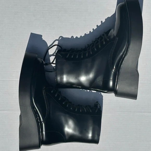 Womens Black Madden Girl Lace Up Boot NEW - Womens 6.5 and 8 (Youth 5 and 6.5) - Picture 6 of 7